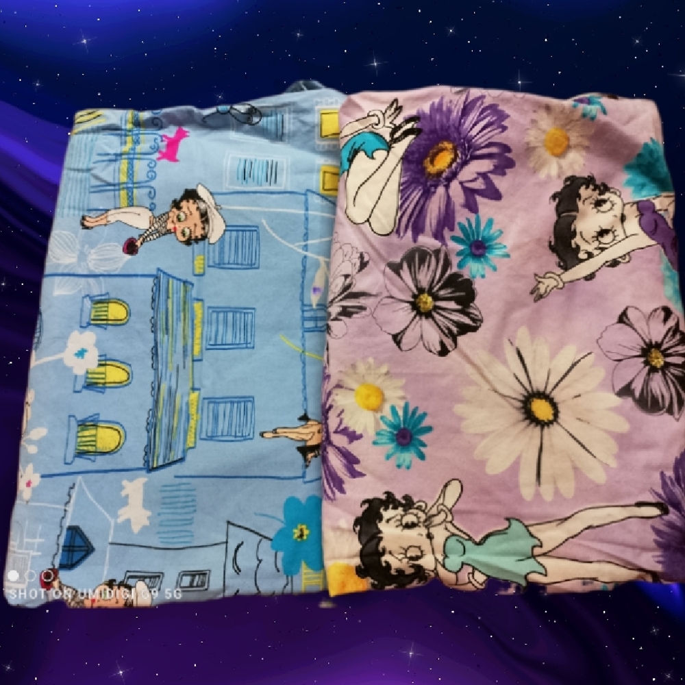 Colorful Betty Boop Scrub Shirts *L* 🩷